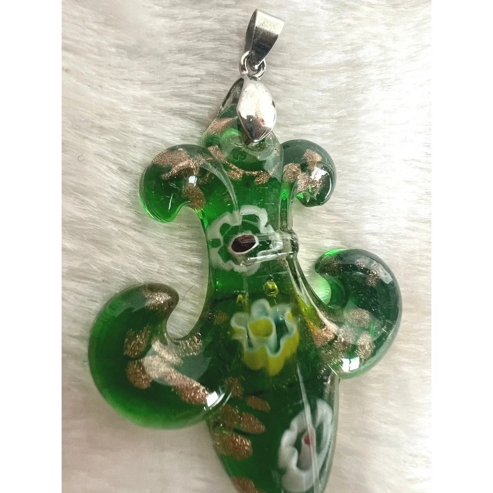 Venetian Glass Fleur De Lis Pendant Green Gold Foil Lampwork Signed CL 2.5
